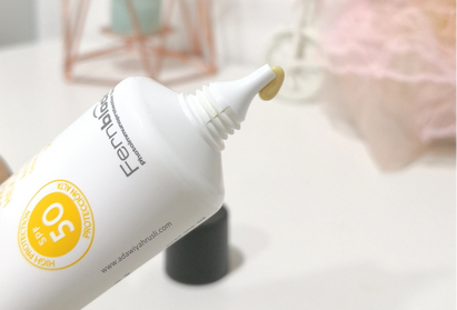 Review Heliocare 360 Gel Oil Free Sunscreen Texture