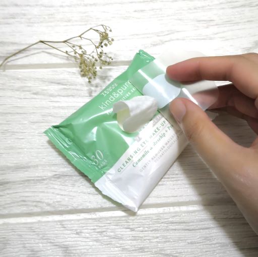 Review Tesco Kind & Pure Makeup Remover